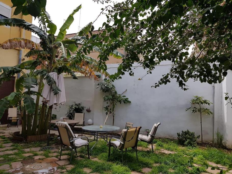 Precioso Apartamento Con A/A En Ruzafa Con Terracita Privada Y Acceso A Un Jardin, Para 2-3 Personas Valencia Bagian luar foto