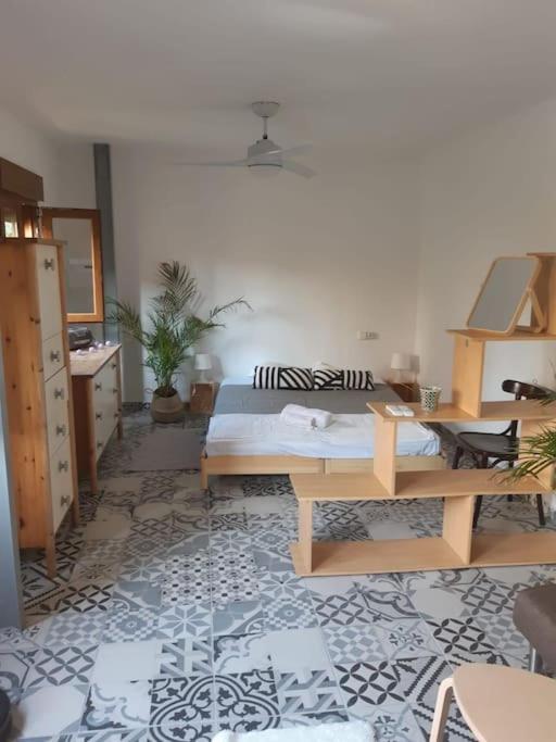 Precioso Apartamento Con A/A En Ruzafa Con Terracita Privada Y Acceso A Un Jardin, Para 2-3 Personas Valencia Bagian luar foto