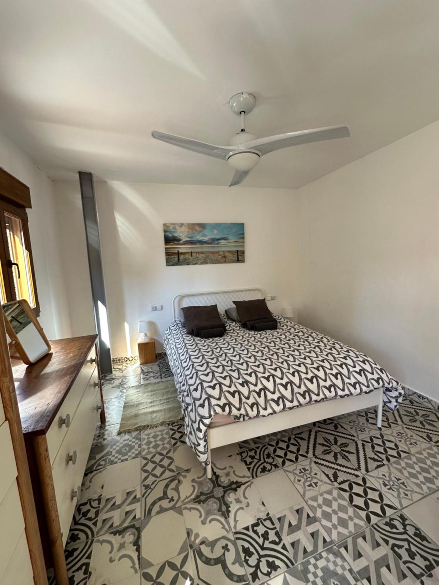 Precioso Apartamento Con A/A En Ruzafa Con Terracita Privada Y Acceso A Un Jardin, Para 2-3 Personas Valencia Bagian luar foto