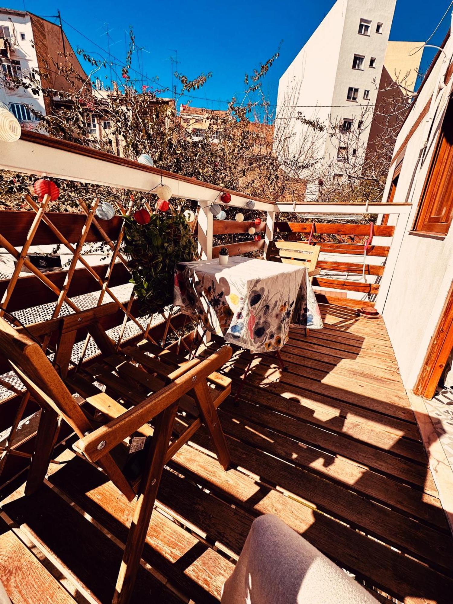 Precioso Apartamento Con A/A En Ruzafa Con Terracita Privada Y Acceso A Un Jardin, Para 2-3 Personas Valencia Bagian luar foto